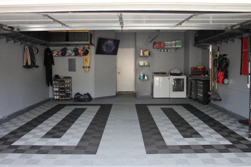 garage with floor tile pattern